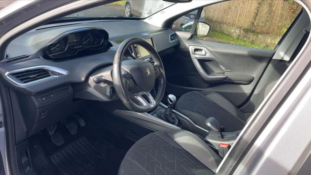 Peugeot 2008 image 7