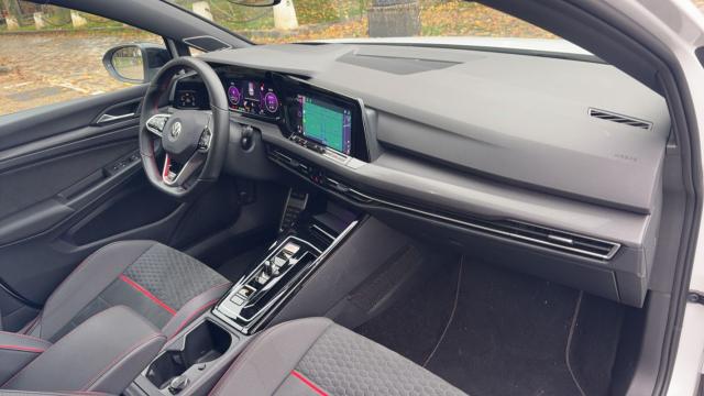 Volkswagen Golf image 7