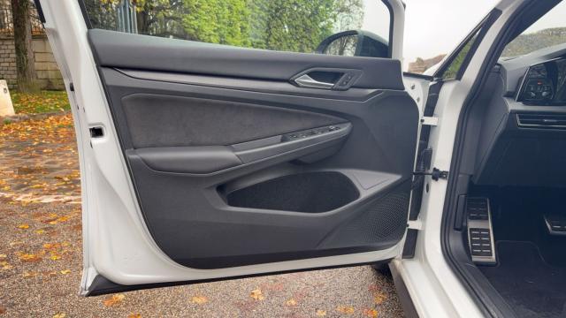 Volkswagen Golf image 8