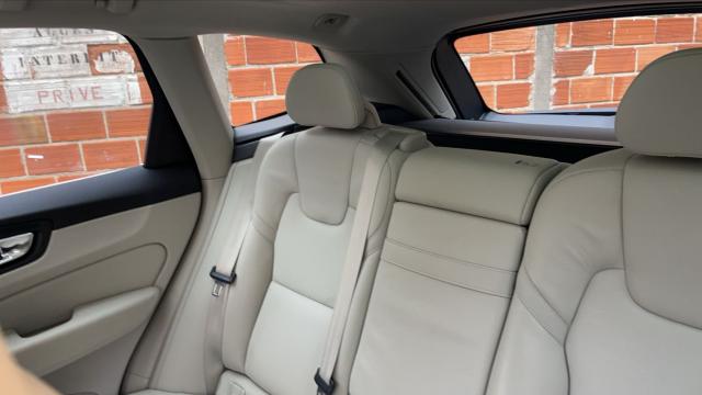 Volvo Xc60 image 6