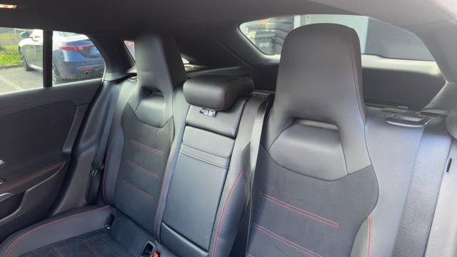 Mercedes Benz Cla Shooting Brake image 9