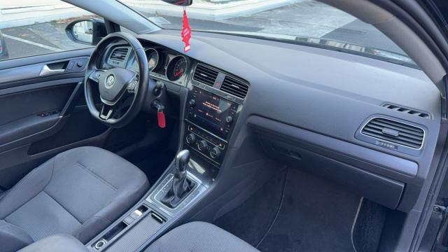 Volkswagen Golf image 1