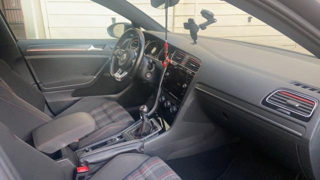 Volkswagen Golf image 4