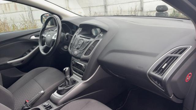 Ford Focus image 2