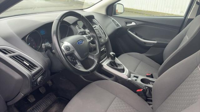 Ford Focus image 7