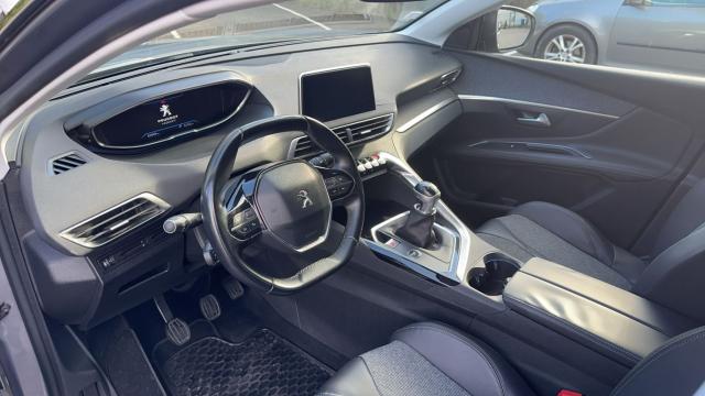 Peugeot 3008 image 9