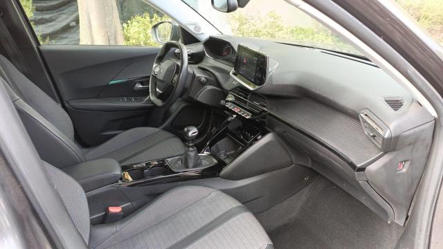 Peugeot 2008 image 5