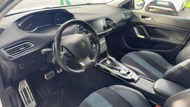Peugeot 308 image 8