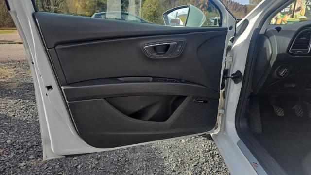 Seat Leon image 2
