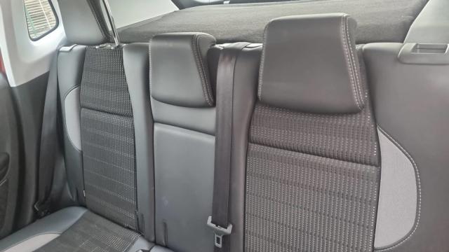 Peugeot 2008 image 9