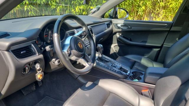 Porsche Macan image 9