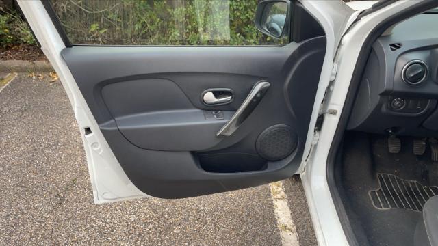 Dacia Sandero image 4