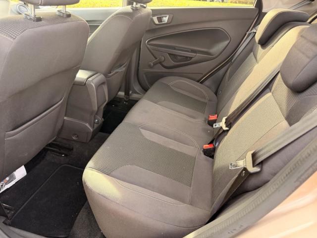 Ford Fiesta image 5
