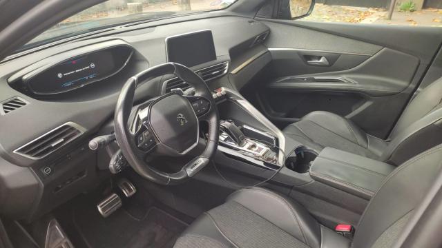 Peugeot 3008 image 2