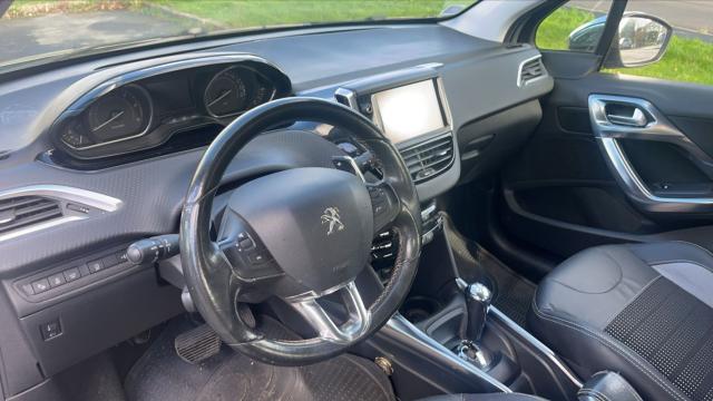 Peugeot 2008 image 5