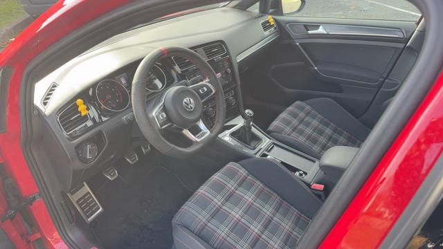 Volkswagen Golf image 7
