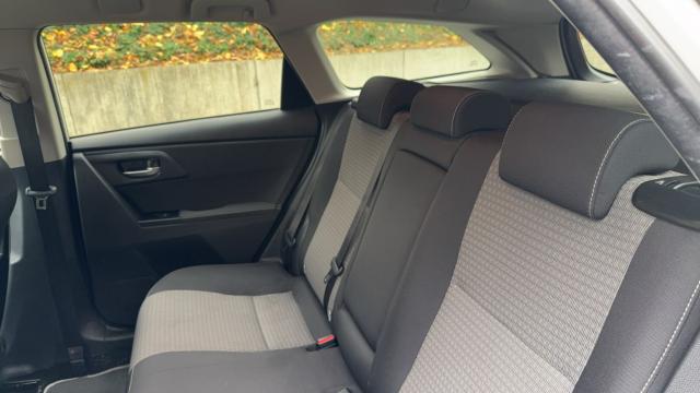Toyota Auris image 5