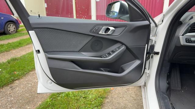 Bmw Série 1 image 4