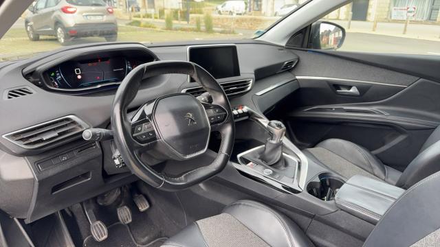 Peugeot 3008 image 3