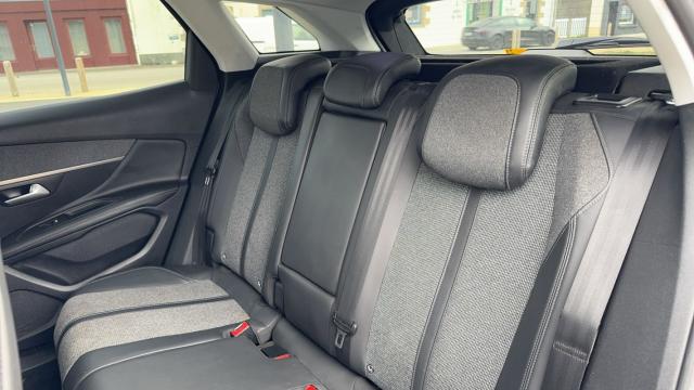 Peugeot 3008 image 1