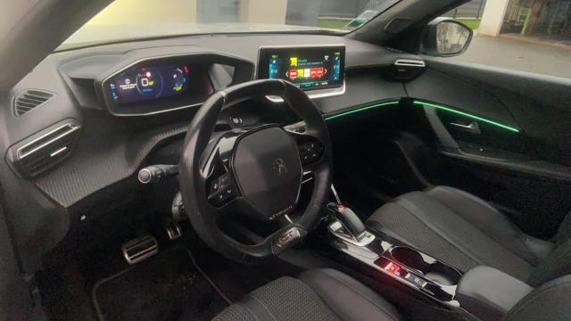 Peugeot 2008 image 7