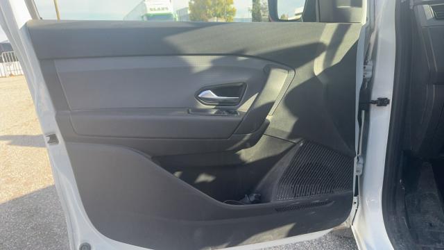 Renault Express image 2