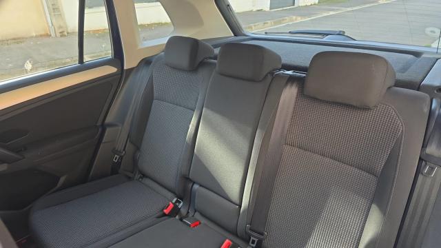 Volkswagen Tiguan image 9