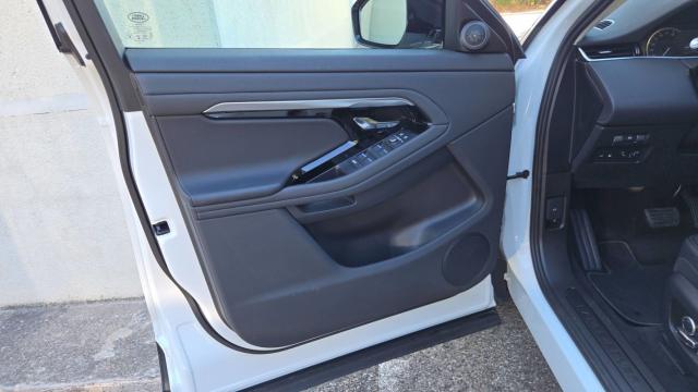 Land Rover Range Rover Evoque image 9