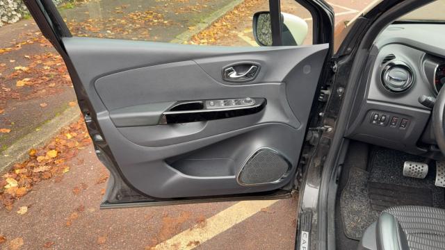 Renault Captur image 3