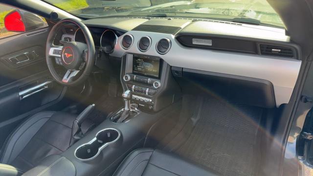 Ford Mustang image 7