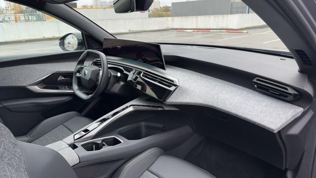 Peugeot 3008 image 3