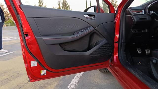 Renault Clio image 4