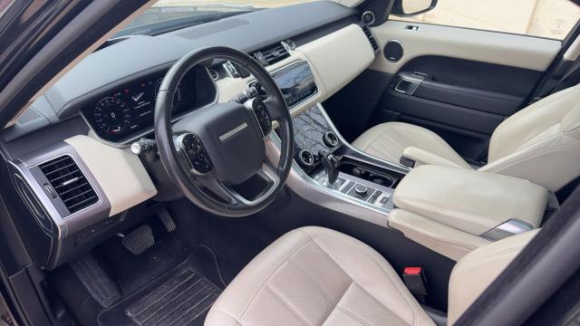 Land Rover Range Rover Sport image 9