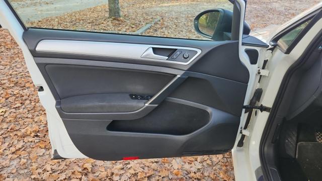 Volkswagen Golf image 1