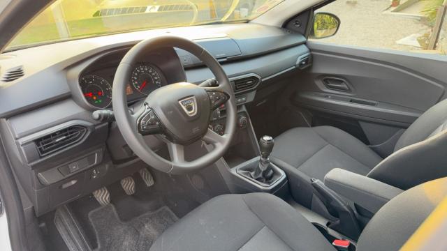 Dacia Sandero image 9