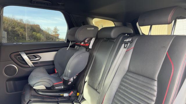 Land Rover Discovery Sport image 8