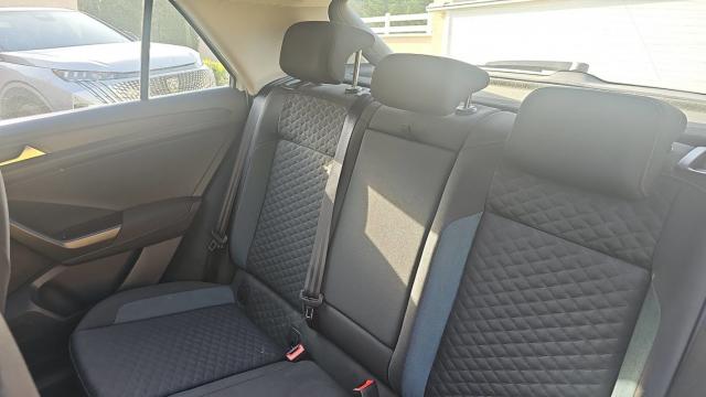 Volkswagen T-Roc image 7