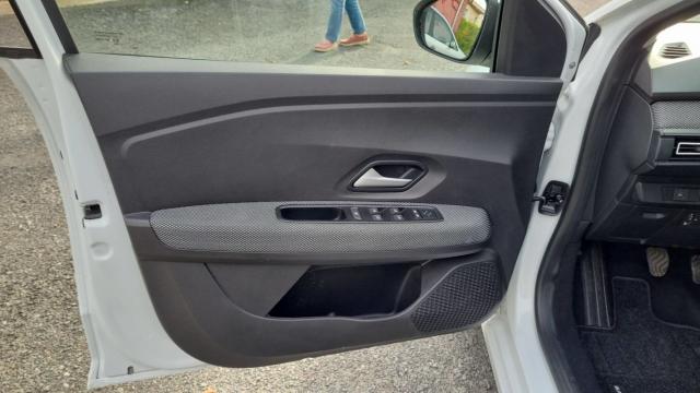Dacia Sandero image 4