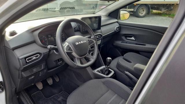 Dacia Sandero image 8