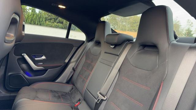 Mercedes Benz Cla image 9