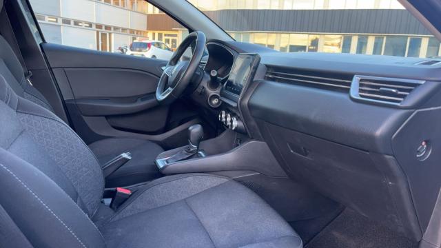 Renault Clio image 9