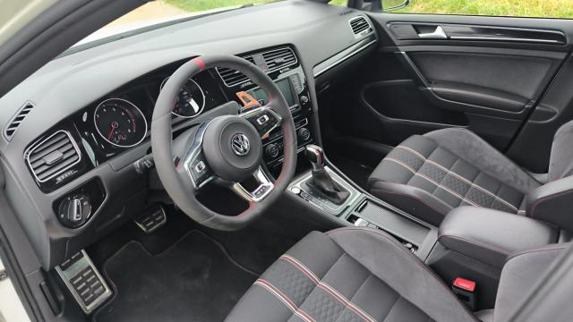 Volkswagen Golf image 4