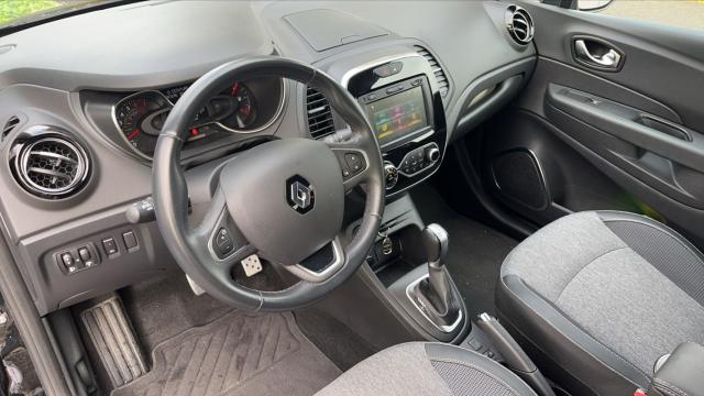 Renault Captur image 8