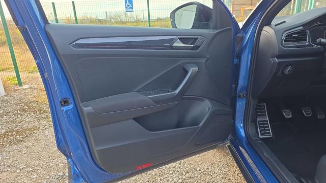Volkswagen T-Roc image 6