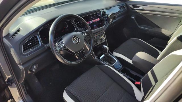 Volkswagen T-Roc image 9