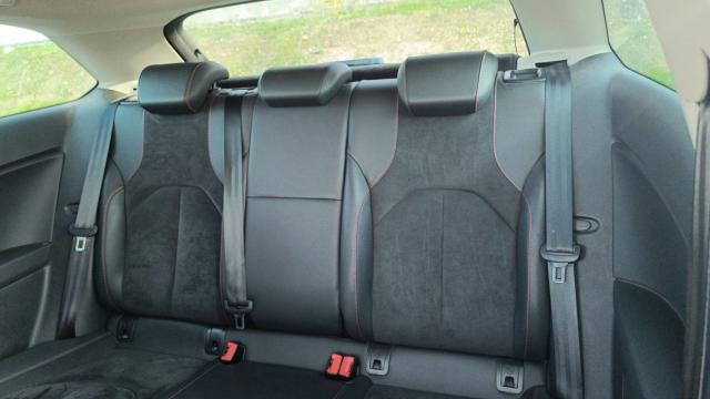 Seat Leon image 2