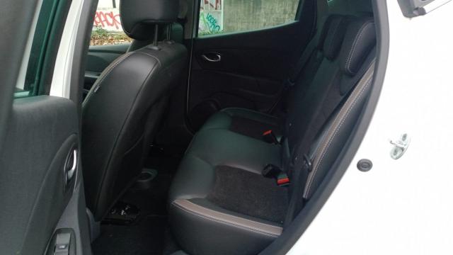 Renault Clio image 2