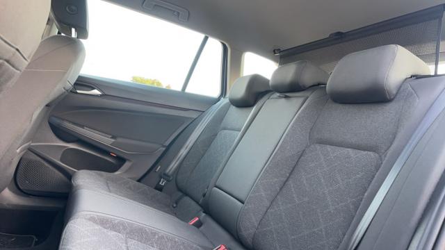 Volkswagen Golf Sw image 3