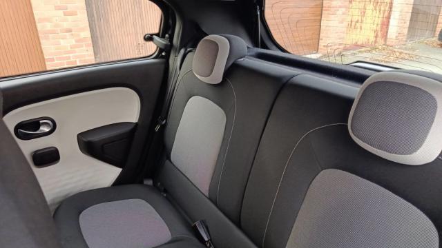 Renault Twingo image 8