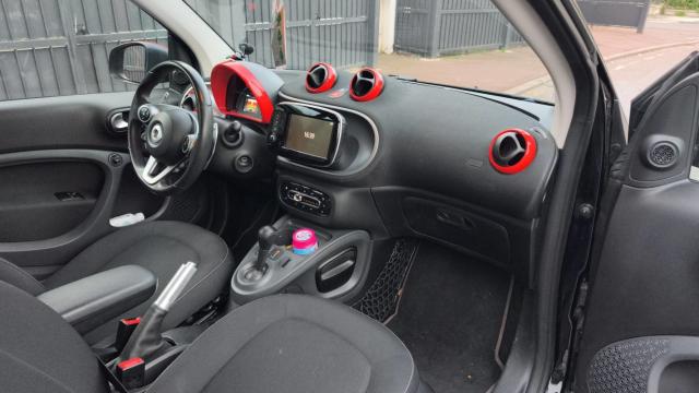 Smart Fortwo image 2